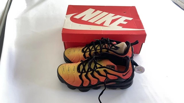 air vapormax plus sunset