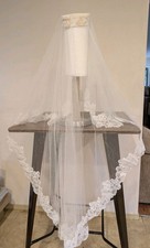 Vintage Two Tier Crown Off White Lace Fingertip Length Veil