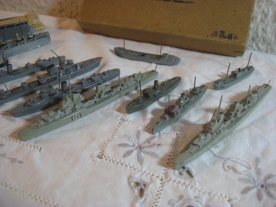 Sammlung / Konvolut Wiking Schiffe/Dampfer/Militär Kriegsschiffe/Zerstörer - Bild 4 von 4