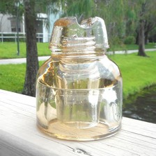 Nice Golden Straw Cd 569.1 Jlt Estonian Glass Insulator