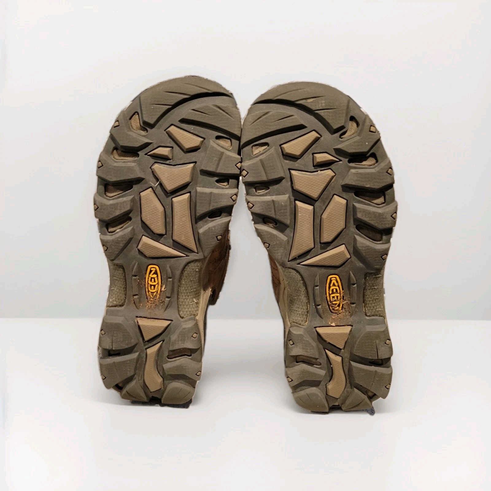 Stivali Keen donna pelle marrone gesso stringati escursionismo caviglia impermeabili US 7