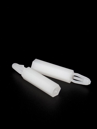 25pcs M3 Hex Nylon Plastic Standoff Spacer Push Snap in Fixed PCB Board 4mm Hole - Afbeelding 3 van 9