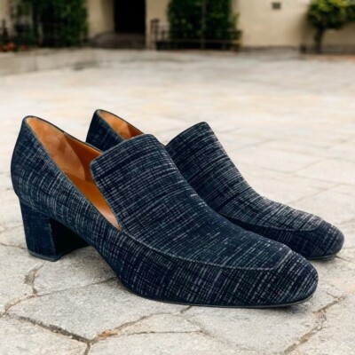 NEW Aquatalia Jilianne Devoure Anthracite Black Textured Suede Pumps Size 