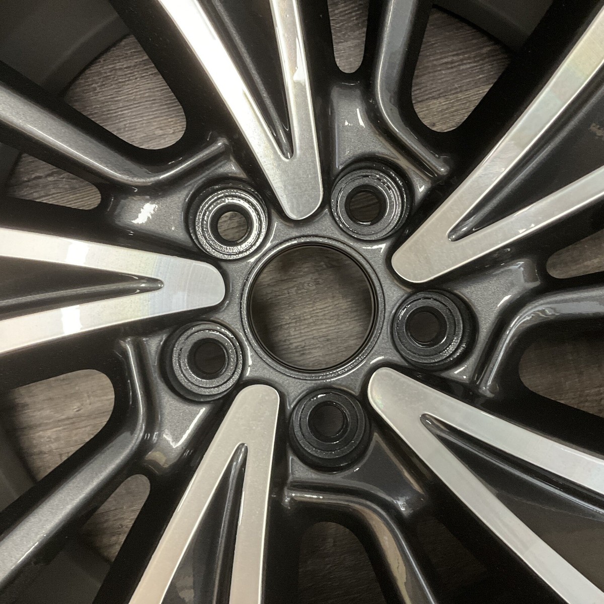 Acura MDX 2017 - 2020 71838 aluminum OEM wheel rim 20 x 8 CNC Dark