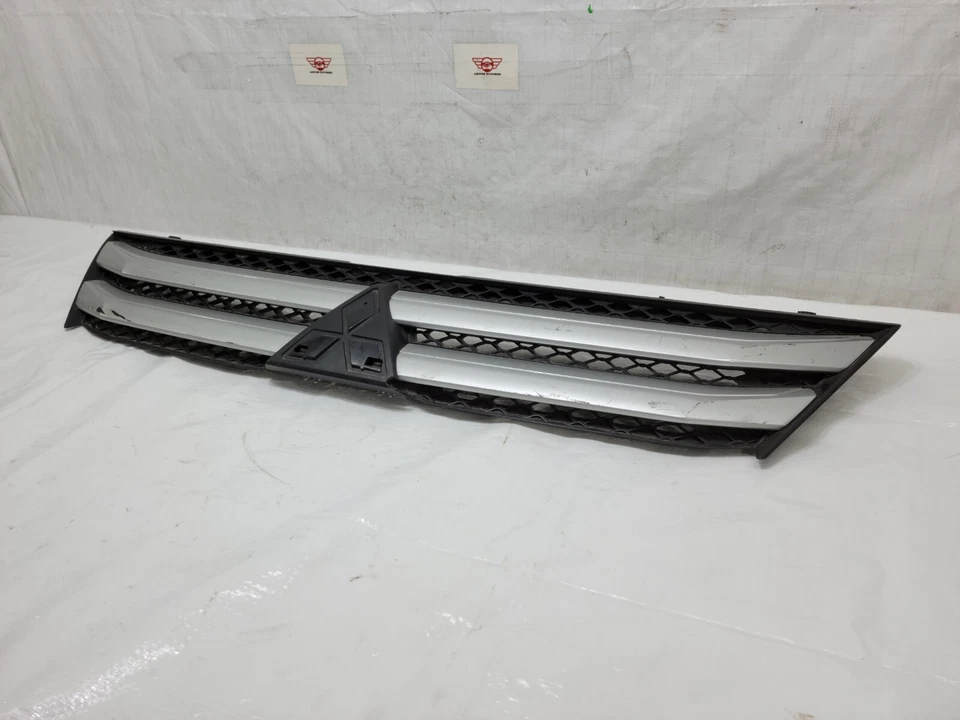 2018 2019 2020 Mitsubishi Eclipse Cross Front Grille OEM MI1200271 - Изображение 2 из 4