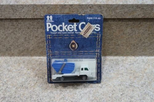 Tomica Datsun Truck vehículos diecast y de juguete