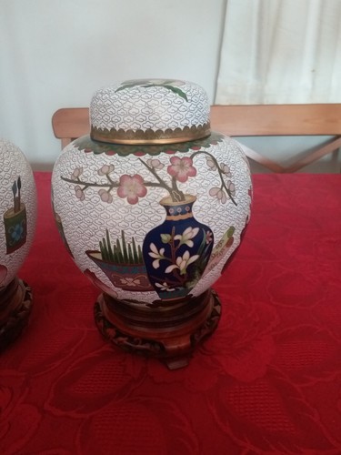Inusual par de frascos con tapa de Cloisonne oriental para mano izquierda y derecha con soportes - Imagen 3 de 10