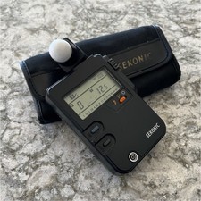 Sekonic DIGI LITE F L-328 Digital Light Meter Cord Flash for Camera w/ Case