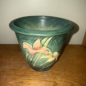 Roseville Pottery Zephyr Lily Planter Flower Pot Saucer Underplate 672-5 Vintage