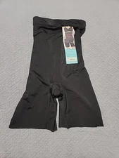 Women's Assets By Spanx Shaping High-Waisted Mid-Thigh Short Black Small NWT