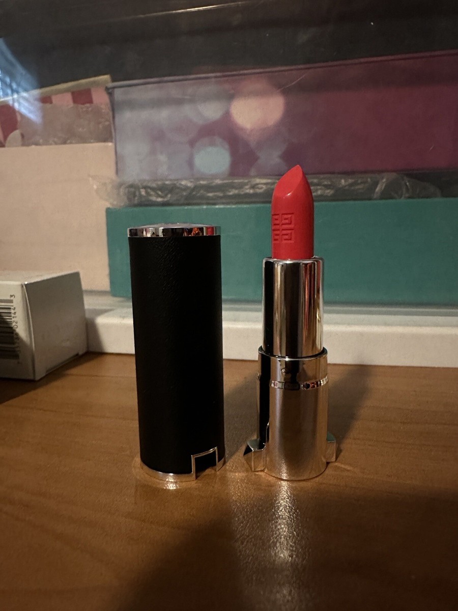 Givenchy Mandarine Bolero Lipstick Givenchy Le Rouge 304 MANDARINE