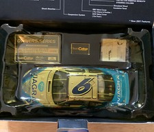 Mark Martin #6 Viagra 2001 Ford Taurus 1:24 NASCAR Team Caliber serie del dueño