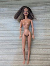 Vintage Barbie TERESA Puppe 90er Mattel bemalte Nägel, hat Ohrringe