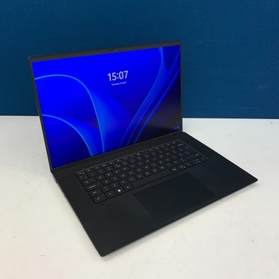 Dell Precision 5680, i7-13700H, 32GB RAM, 512GB SSD, Win 11, *Bildschirmspuren*
