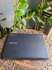 Samsung Chromebook 3 XE500C13 Broken Screen Powers On Parts Repair No Charger