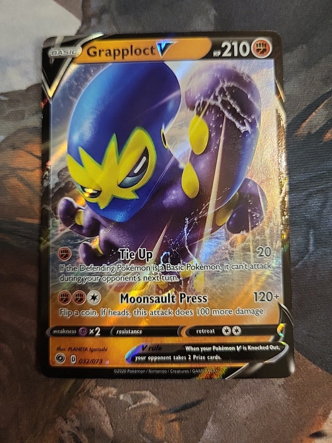 Grapploct V 32/73 Champions Path Holo
