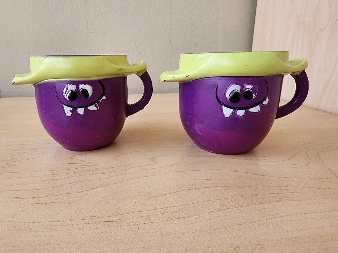 Pillsbury Funny Face In Collectible Advertising Mugs & Cups for