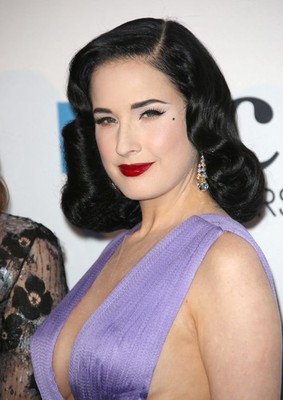 Dita von Teese (Bände 1 bis 3) 19.200 Bildersammlungen USB-Stick