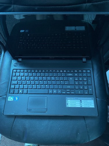 Acer Aspire 5742Z - Picture 2 of 4