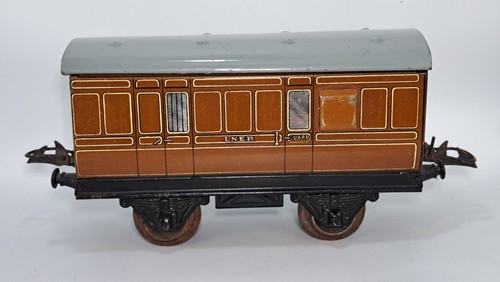 Hornby Trains - O Gauge - Vintage No.1 NE Teak Brake Coach - Tin printed - Picture 10 of 14