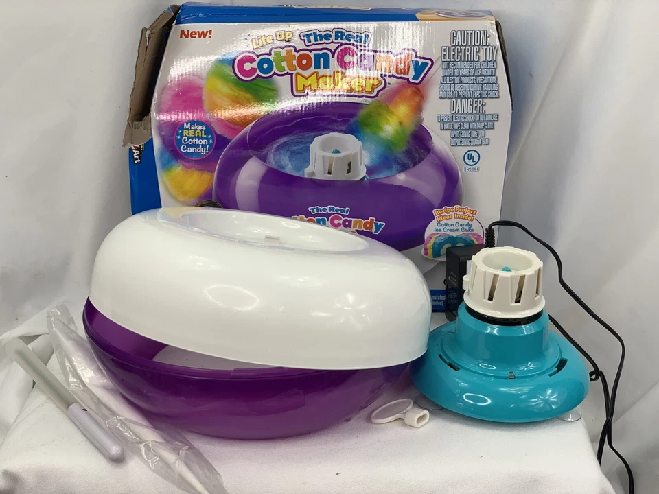 Kit para hacer caramelos de algodón Cra-Z-Art Deluxe con juguete de varita ligera Foto 2 de 2