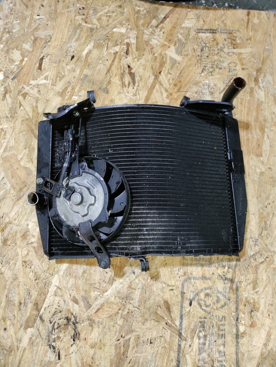 2007-2012 HONDA CBR600rr OEM RADIATOR ASSEMBLY WITH FAN | eBay
