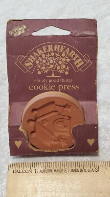 NEW Shaker Hearth Handled Cookie Press COTTAGE HOME w/ Gingerbread Cookie Recipe