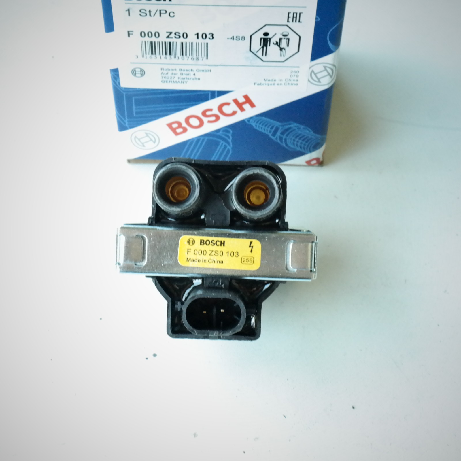 Bobine d'allumage Bosch F000ZS0103 pour Alfa Romeo 33 et Fiat Lancia Delta