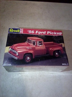 A5E SEALED Revell 56 Ford Pickup Model Kit 1/25 Scale Vintage F-100 7602