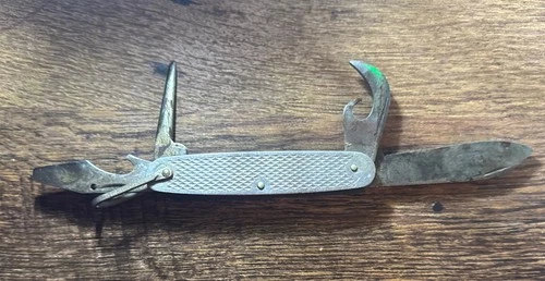 Vintage KINGSTON WW2 Canadian Made Military Issue Pocket Knife Rare Collection