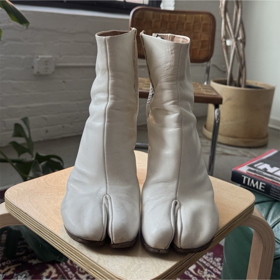 Maison Margiela Tabi White Leather Split Toe Block Heel Ankle