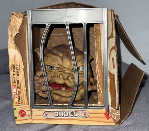 RARE VINTAGE ORIGINAL 1987 BOGLINS Drool Creature Monster wBox Mattel Eyes Glow - 第 1/17 張圖片