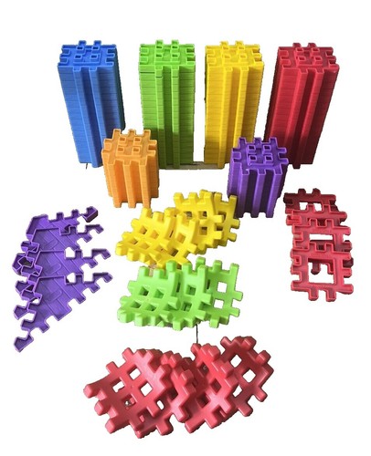VTG LITTLE TIKES WEE WAFFLE CASTLE Nr Complete Blocks PASTEL