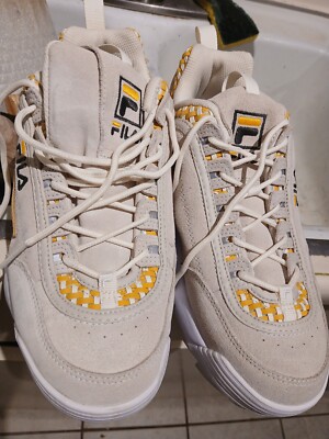 FILA DISRUPTOR II Wo Gardenia  /banana/  THY . Women.  Used.  Size 10