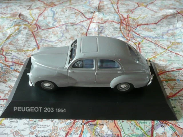 PEUGEOT 203 berline 1954 Ancienne NOREV hachette Neuve sur socle - Photo 1/1