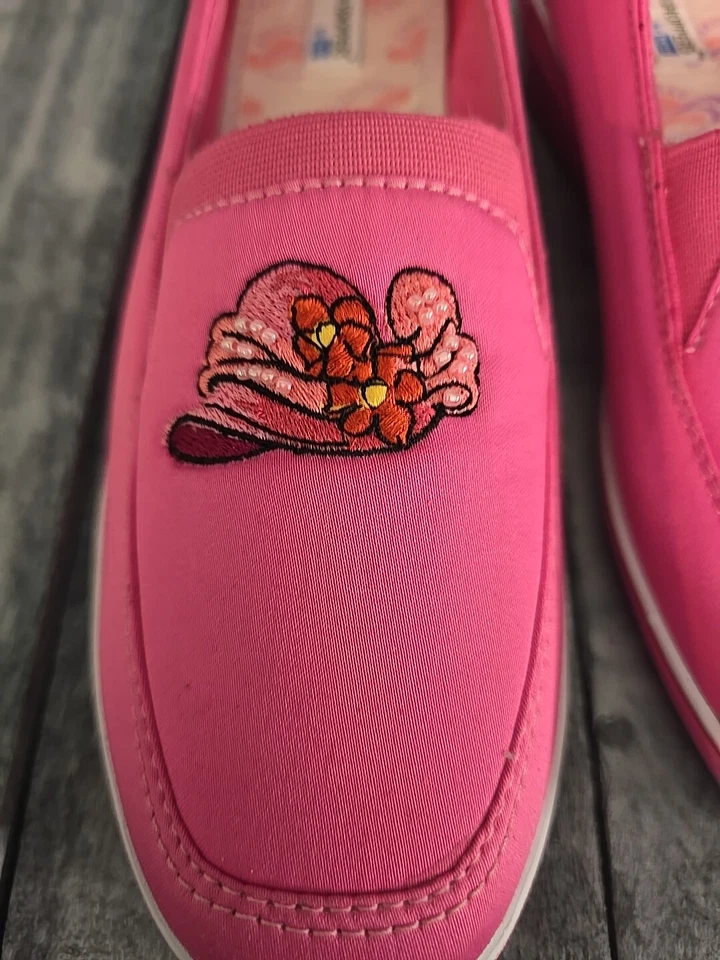 Zapatos sin cordones de cuña Grasshoppers by Keds Red Hat Society de 1,5" para mujer talla 7W rosa Foto 2 de 4