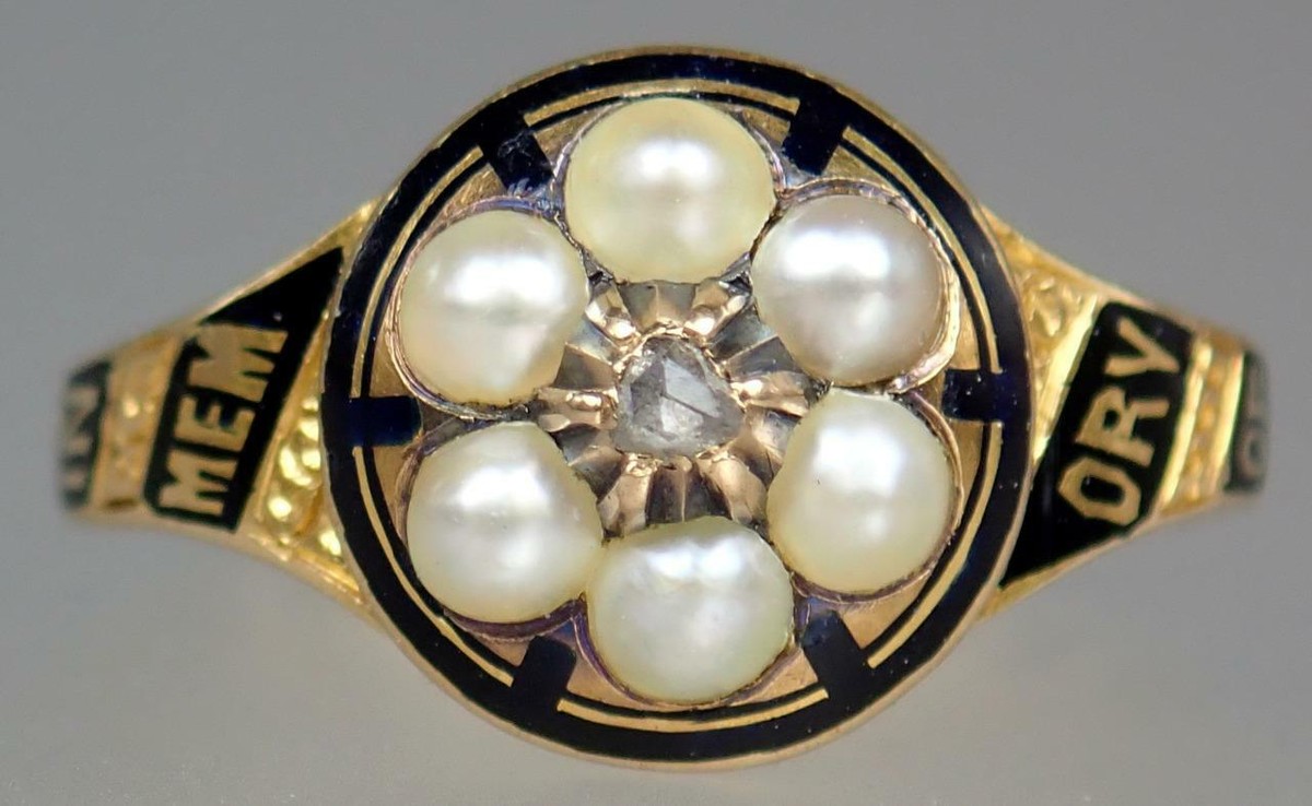 Pretty Antique Victorian 18K Gold Diamond Enamel Pearl Floral