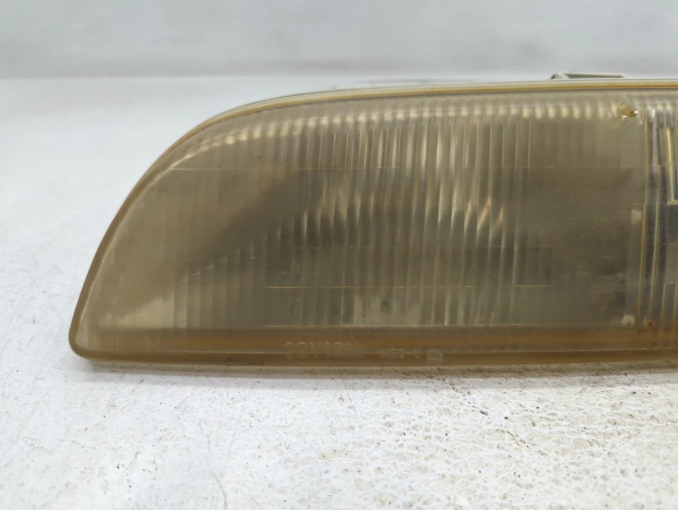 Ford Crown Victoria 1992-1997 conductor izquierdo OEM luz faro lámpara AFL23 Foto 2 de 4