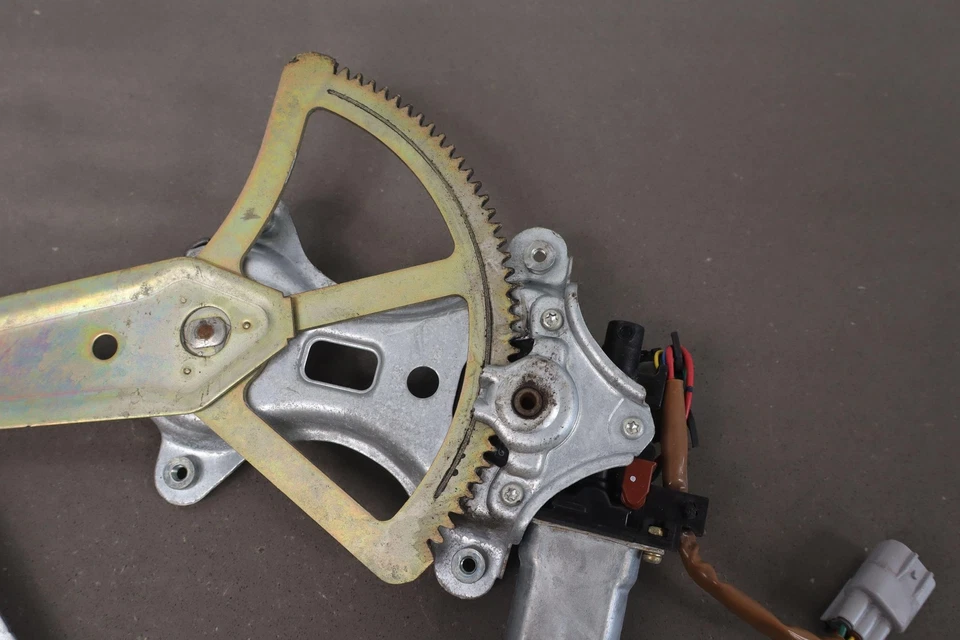 98-07 Lexus LX470 / Land Cruiser V8 conductor izquierdo regulador ventana delantera probado Foto 3 de 4