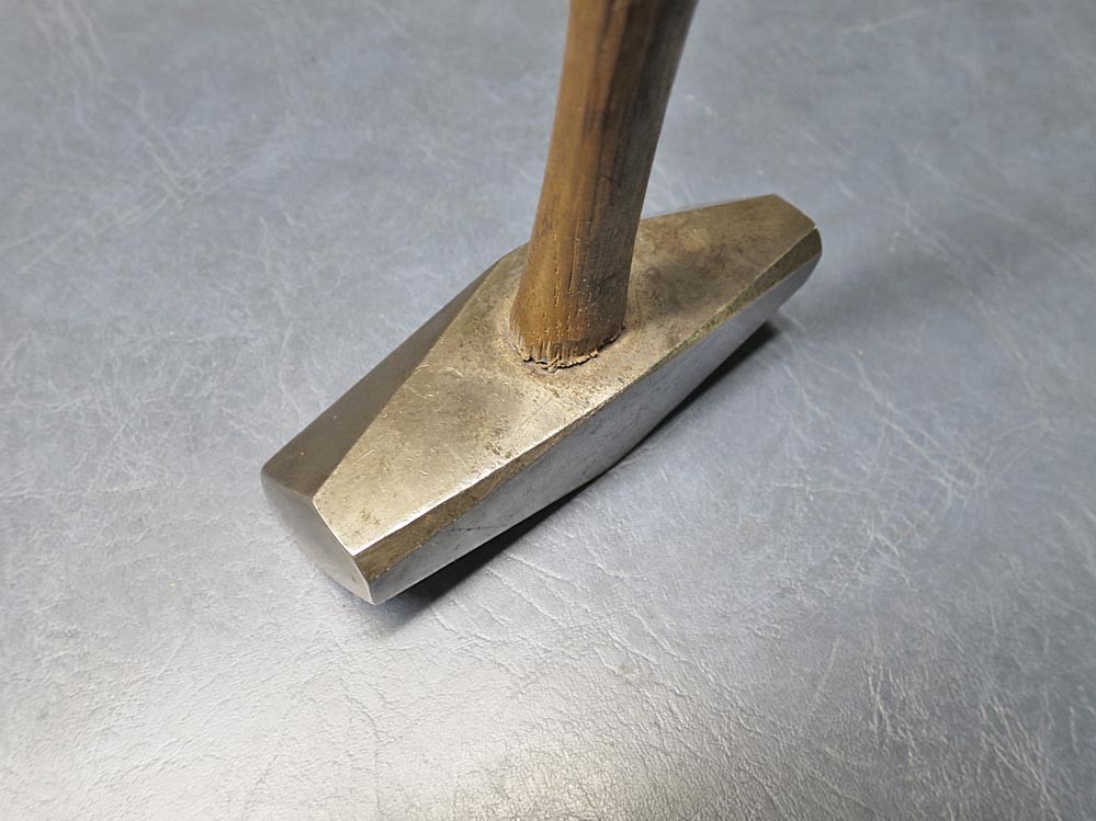 SCARCE TWIST FACE SAW MAKER ~ SAW DOCTOR ~ BLACKSMITH HAMMER APPROX. 3 LB. HEAD