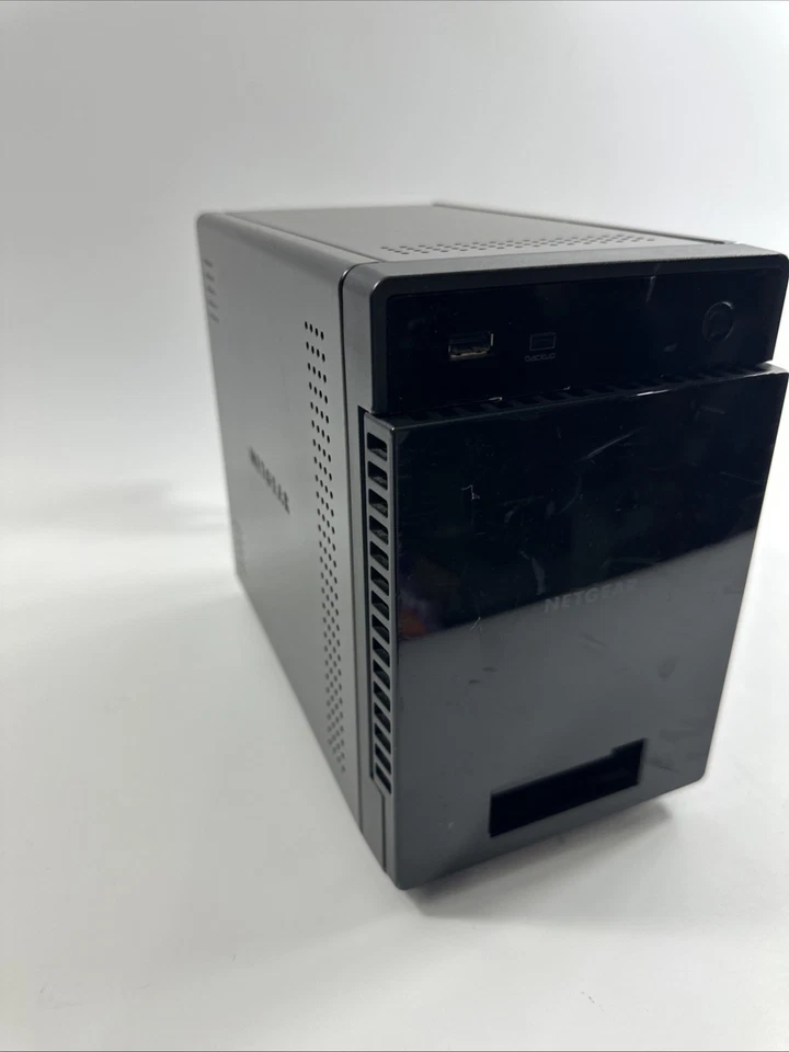 Power Tested Netgear RN204 RND-4E 4-Bay Advanced Network Storage 0HD AS-IS - Image 4 of 4