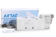 1pcs AirTAC Solenoid Valve  5V310-10A050  AC220V  New  5V31010A050