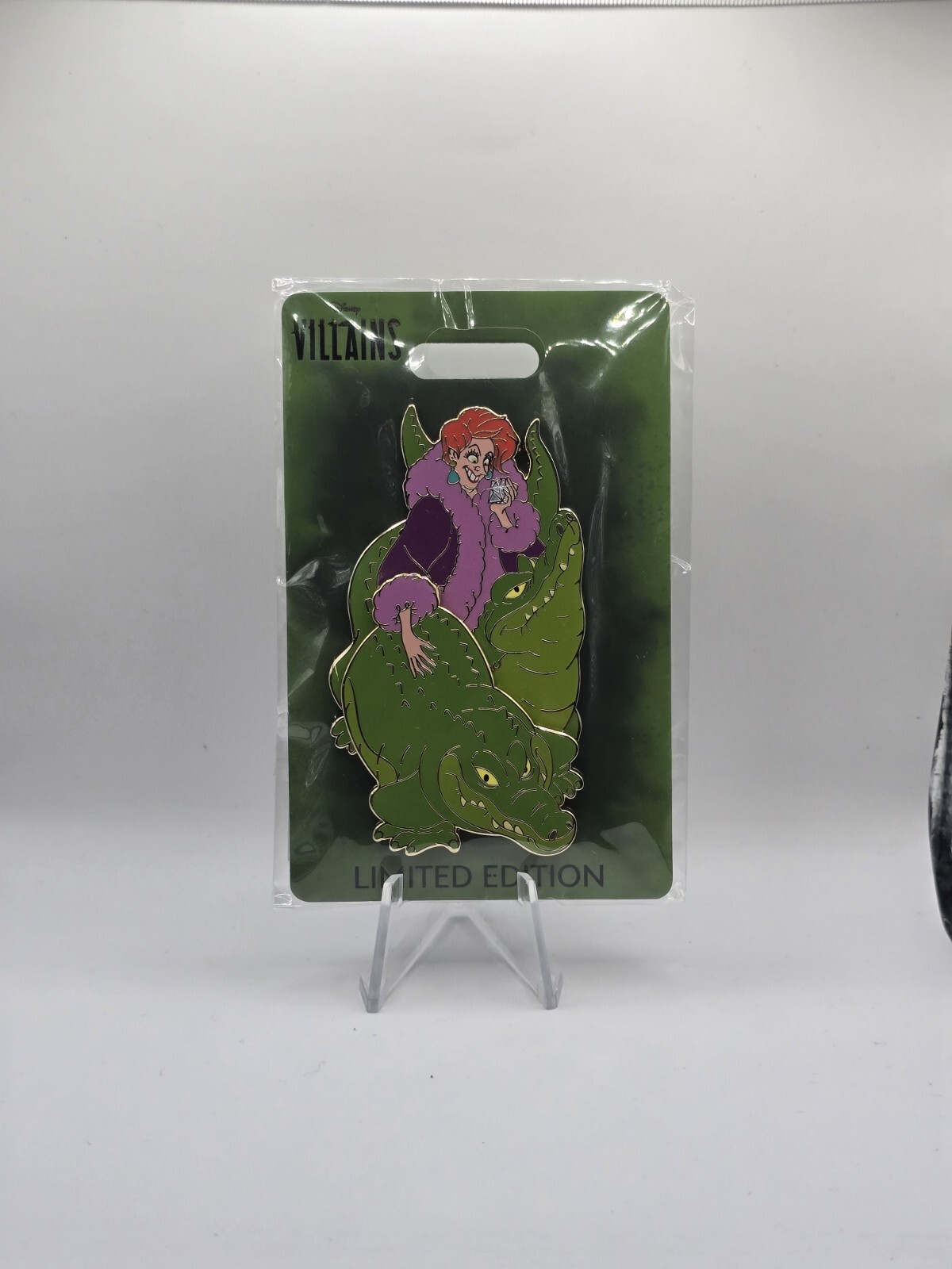 2024 Disney MOG Mickeys Of Glendale Pin Villains Madame Medusa LE 400 D23