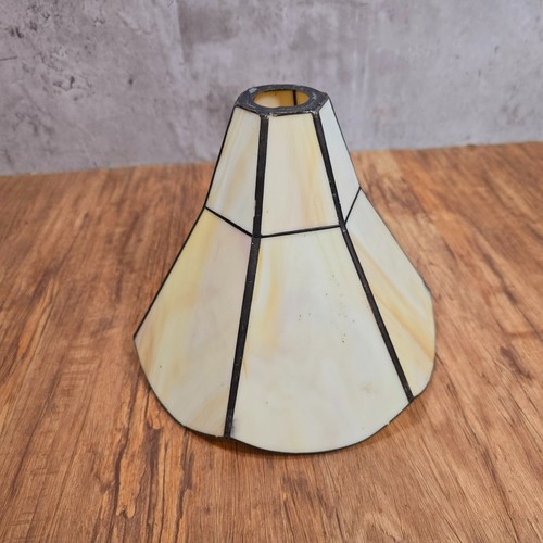 Tiffany Style Leaded Stained Glass Lamp Shade Fluted Coned 20cm - Picture 2 of 12