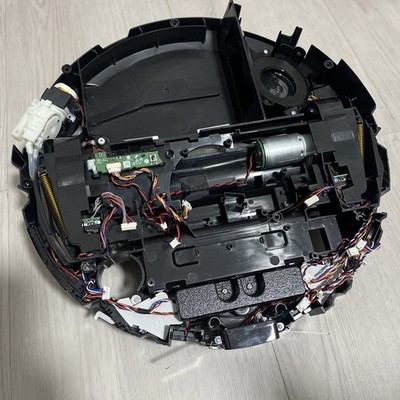 Roborock Q7 Max Chassis Assembly w Wiring Motors Parts Repair