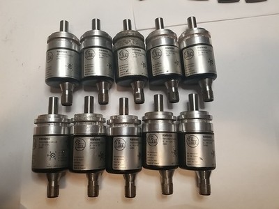 Ifm RM9000 RMS0024-C24/US Multiturn Solid Shaft Encoder Used