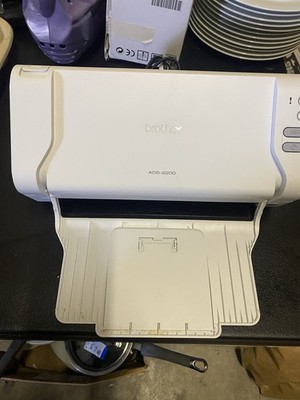 Brother ADS-2200 High-Speed Desktop Color Document Scanner -read Description