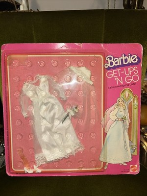 Vintage MOD Barbie # 7176 Satiny Sweet Spring Bride Nrfp (1975) Get-ups n Go