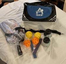Pickleball Paddle Set w/ 2 Paddles, Balls  Carry Bag Christmas Gift
