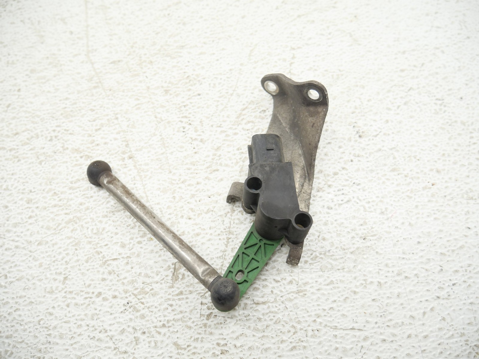 Audi R8 Spyder 2017-2023 Rear Right Ride height sensor P/N 4S0941274D